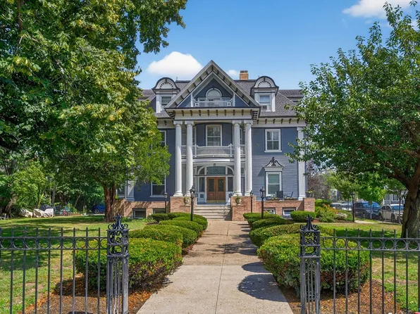 38 Pleasant St APT 1, Dorchester, MA 02125