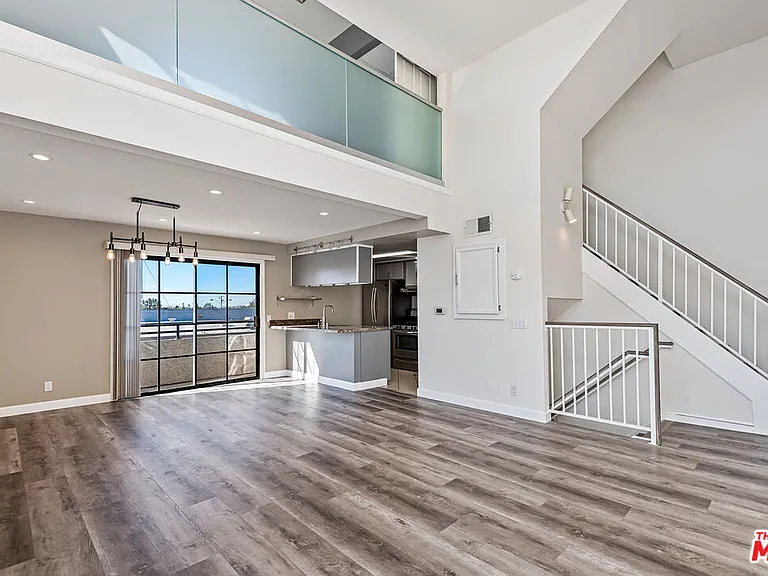 3780 Ocean View Ave #2 — Photo 10