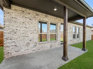 413 Daybreak Dr, Waxahachie, TX 75167