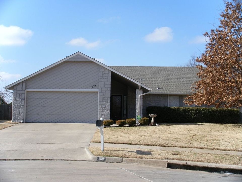 Front of the home has fresh exterior paint and 1 year old roof.