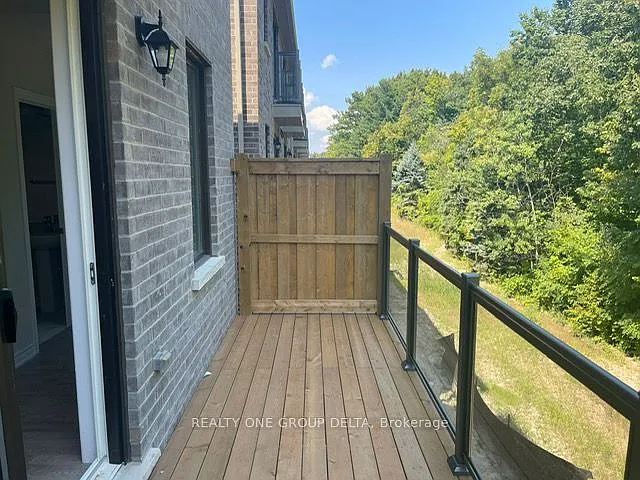 57 Folcroft St — Photo 7
