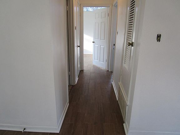 4th image of 2304 Barton Skwy #B