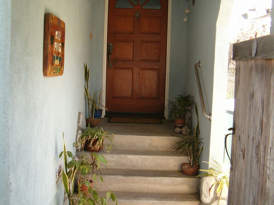 2nd image of 5126 Outrigger Way