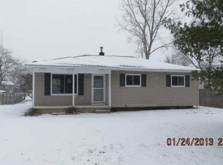 310 Scarlett Oak Dr, Perry, MI 48872