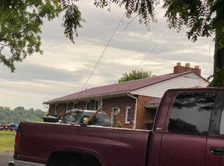 2916 Reed Creek Dr, Draper, VA 24324