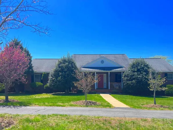 5265 Bear Hollow Ln, Viewtown, VA 20106