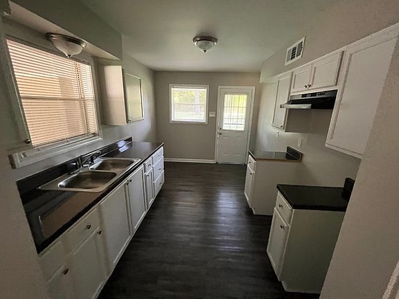 4th image of 1334 Timothy Dr