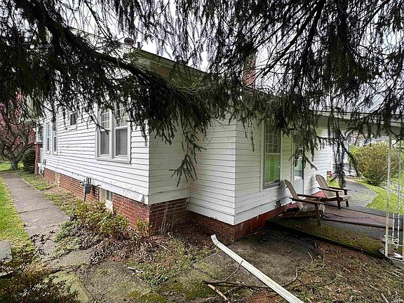 5th image of 2228 N County Road 825 W