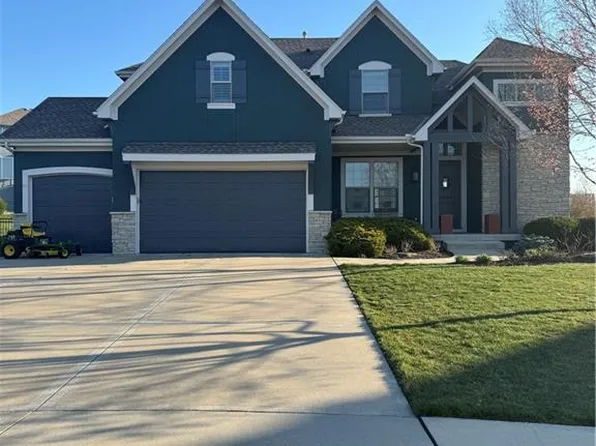3006 W 147th St, Leawood, KS 66224
