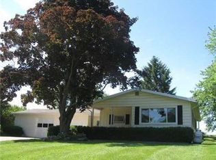 2266 Brace Rd, Canandaigua, NY 14424