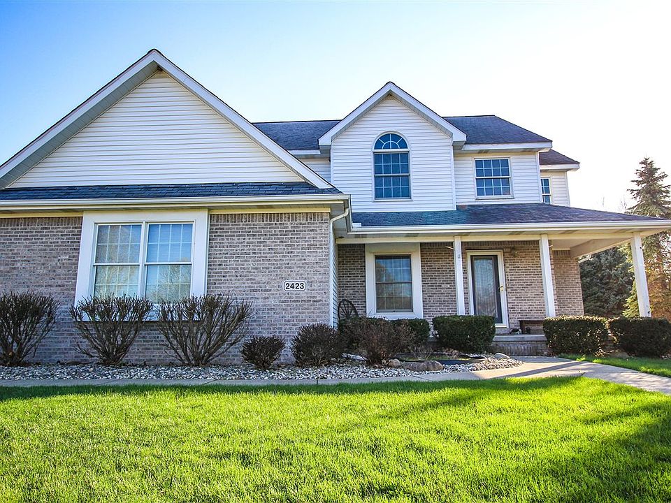 1st image of 2423 Willowdale Dr