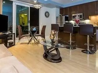 100 John St #2308, Brampton, ON L6W0A8