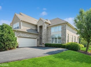 710 Fieldstone Ct, Inverness, IL 60010