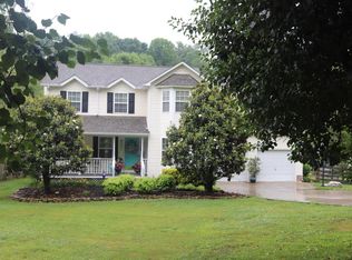 326 Ridge Rd, Caryville, TN 37714