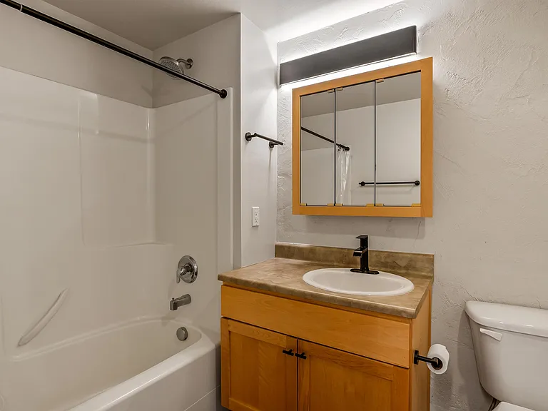 901 Spruce St #M — Photo 12
