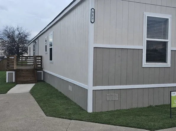 317 Panola Ct, Royse City, TX 75189