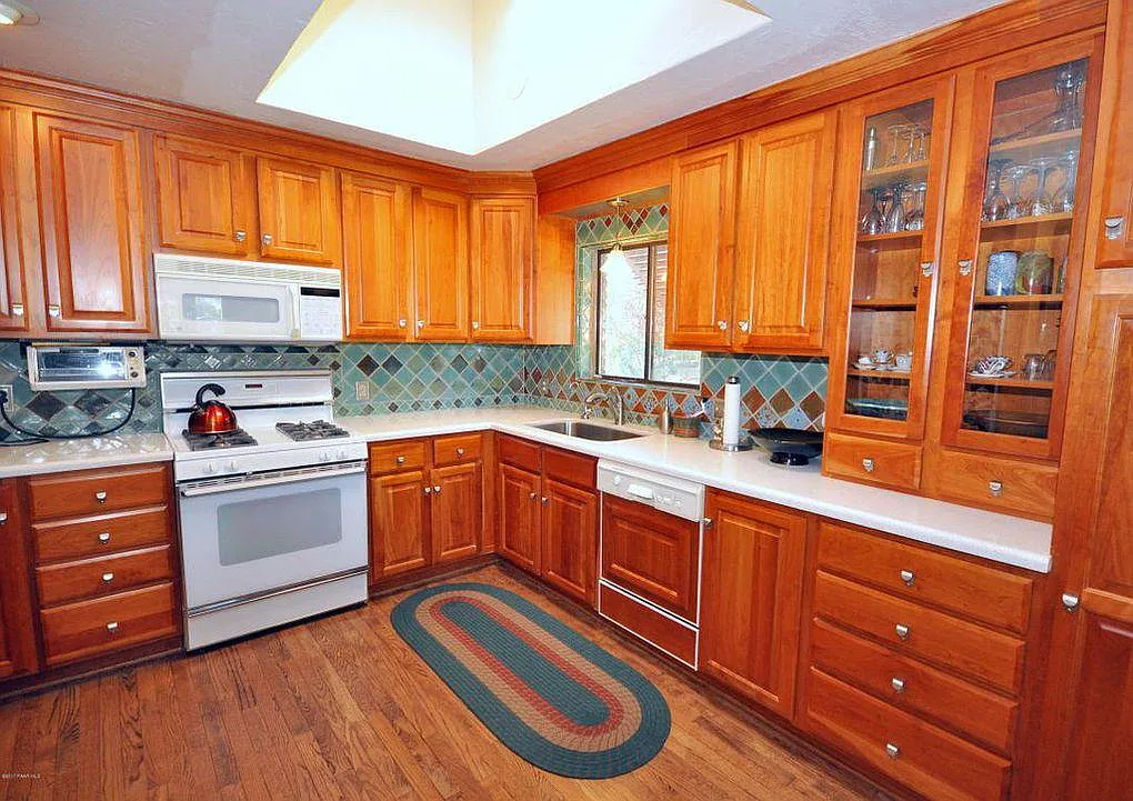 2057 W Heavenly Pl — Photo 1