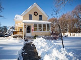 359 Washington St, East Walpole, MA 02032