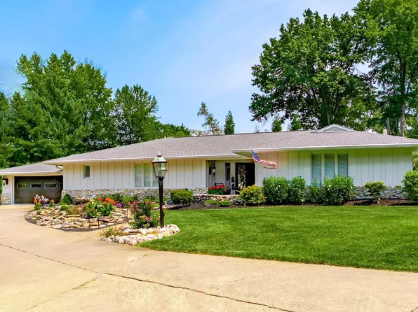 300 Stonegate Rd, Evansville, IN 47711