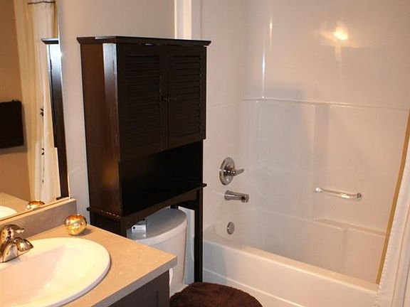 4th image of 4029 Orchards Dr SW #10