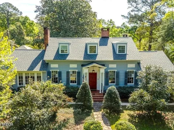 1121 Oakcliff Rd, Macon, GA 31211