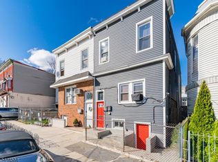 29 Victoria Ave, Newark, NJ