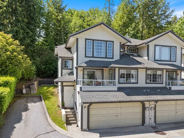 2561 Runnel Dr #35, Coquitlam, BC V3E 2S3
