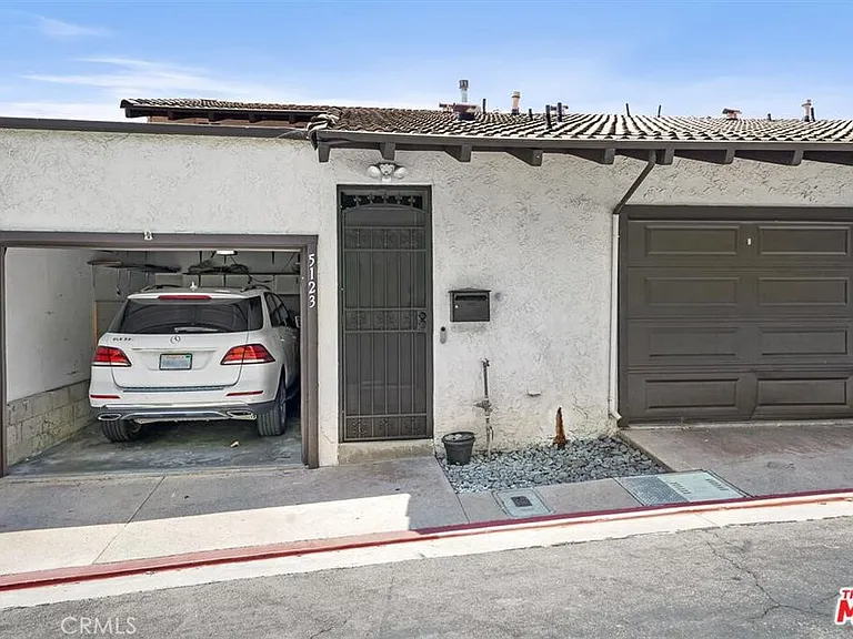 5123 Castelotte Ct — Photo 29