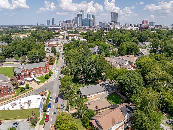 Moments from everything in SouthEnd and Uptown. On the emerging Mint Street Gold District corridor.