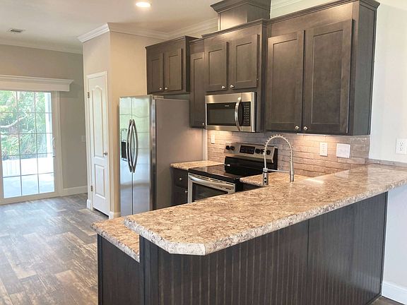 4th image of 320 Siberian Cypress Cir