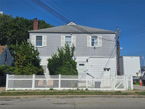 105 Eastern Blvd