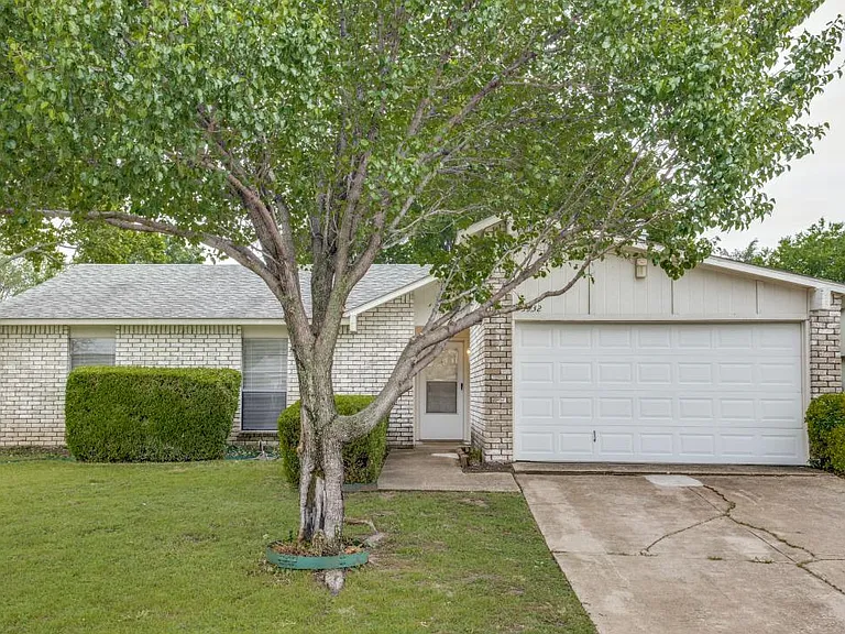5532 Gibson Dr — Photo 1