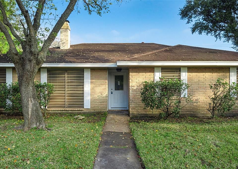 1st image of 5006 Royal Oak Dr