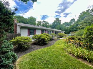 18 Fifty Acre Rd, Saint James, NY 11780