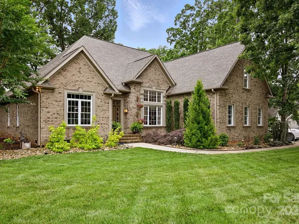 12900 Westmoreland Rd, Huntersville, NC 28078