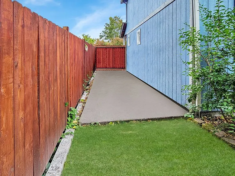 3818 N Bennett St — Photo 4