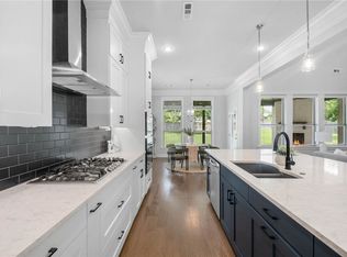 406 Torrance Dr, Cave Springs, AR 72718