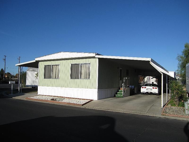 1st image of 2561 Stillman St Spc 142