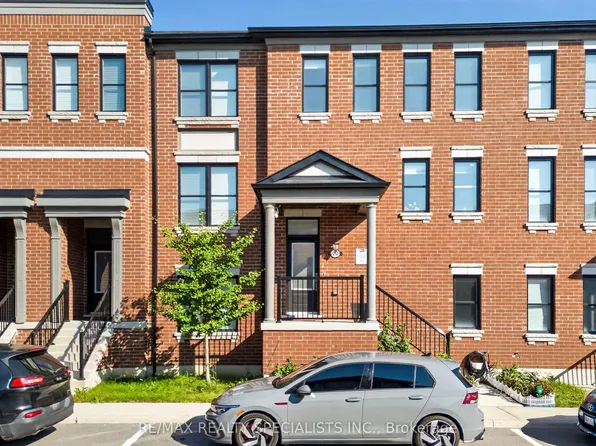 975 Whitlock Ave #20, Milton, ON L9E 1S9