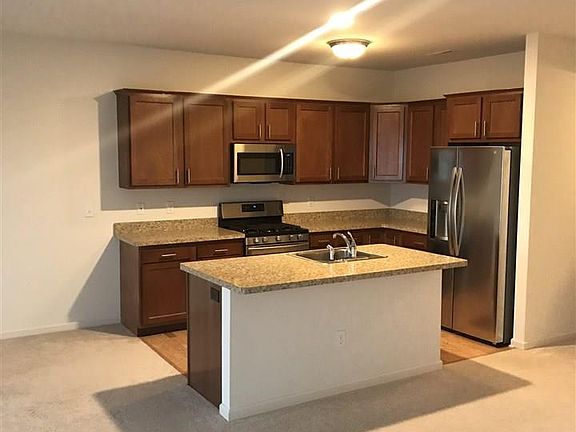 2nd image of 24 Stacey Ct
