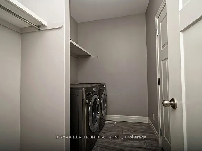 14 Tessa Blvd — Photo 12