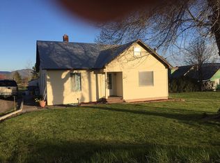 2713 Greensprings Dr, Klamath Falls, OR 97601