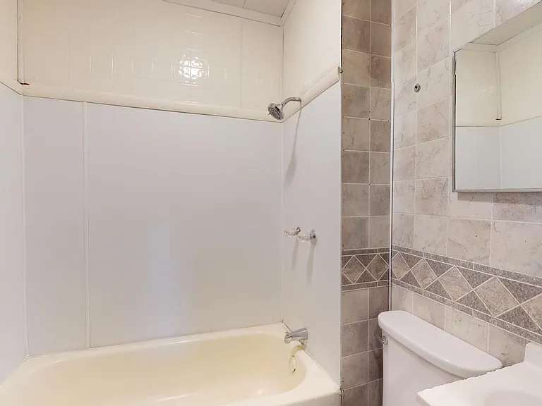 3414 W 44th St — Photo 38