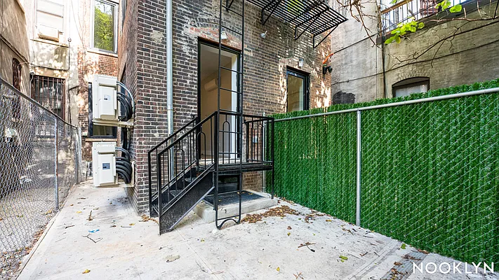 Rented by Nooklyn NYC LLC | media 27