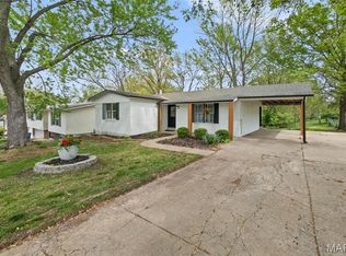 43 Harris Dr, Saint Peters, MO 63376