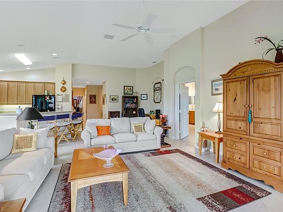 4th image of 12061 Brassie Cir #D202