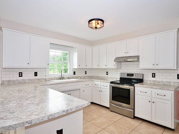 5th image of 1765 Viola Ct