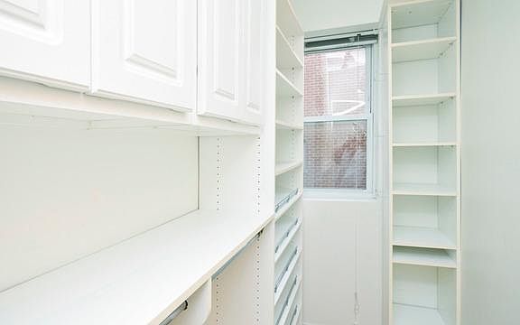 4th image of 4892 N Ashland Ave APT 2E