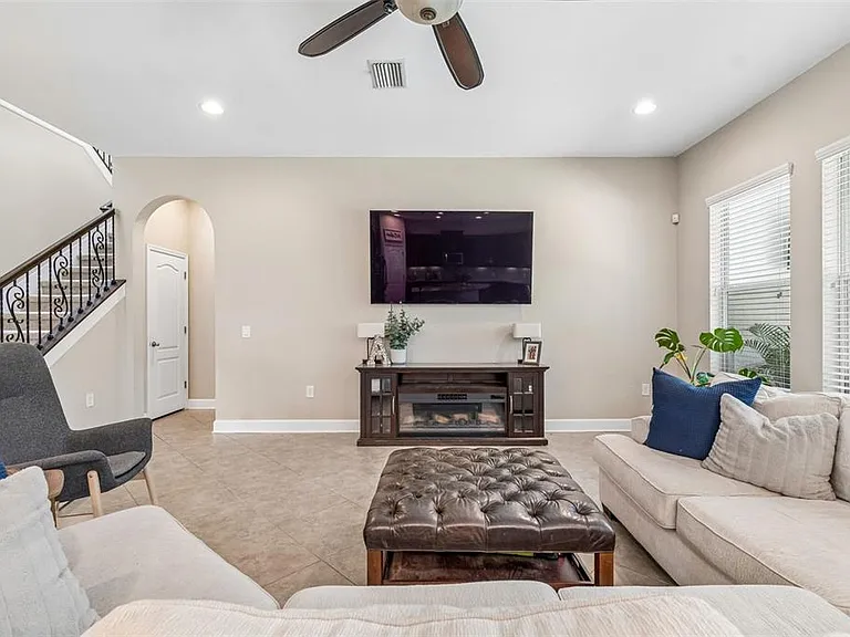 4123 Windcrest Dr — Photo 13