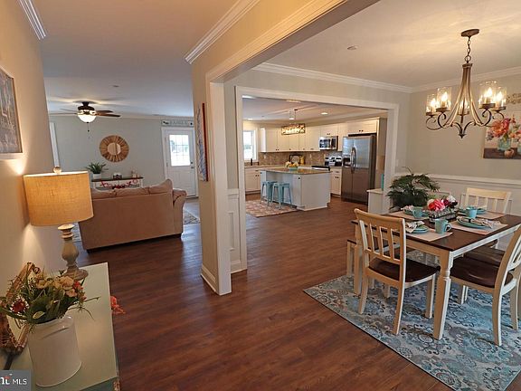 4th image of 107 Cooper Ct